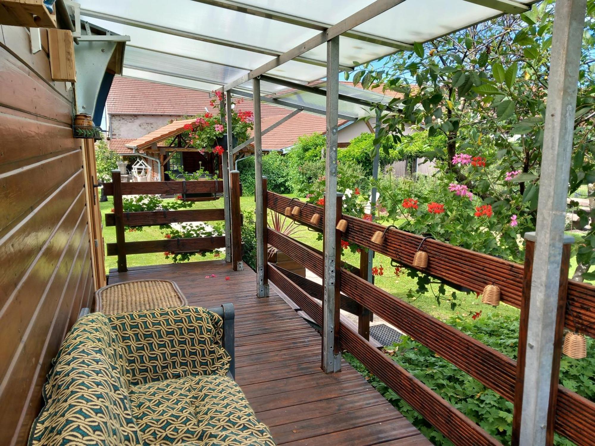 Roulotte Du Berger Villa Brouviller ภายนอก รูปภาพ